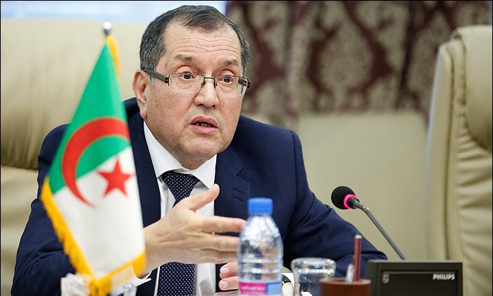 Algerian minister: Oil price of $50 per barrel unacceptable