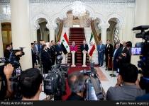 Photos: Larijani, Abbas held presser in Tehran  <img src="https://cdn.theiranproject.com/images/picture_icon.png" width="16" height="16" border="0" align="top">
