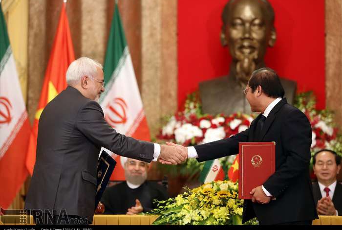 Tehran, Hanoi sign MoU for visa lifting, IT cooperation