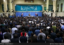 Photos: Leader receives top Iranian university students, elites  <img src="https://cdn.theiranproject.com/images/picture_icon.png" width="16" height="16" border="0" align="top">