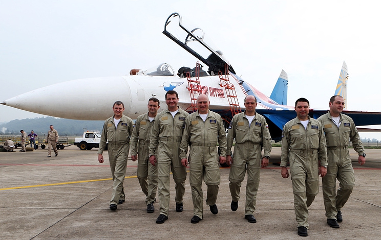 Russian Knights aerobatic team to take part in Iran air show for first time