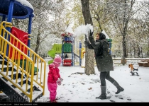 Photos: First autumn snow whitens Tehran  <img src="https://cdn.theiranproject.com/images/picture_icon.png" width="16" height="16" border="0" align="top">
