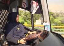 Plucky Iranian woman behind the wheels