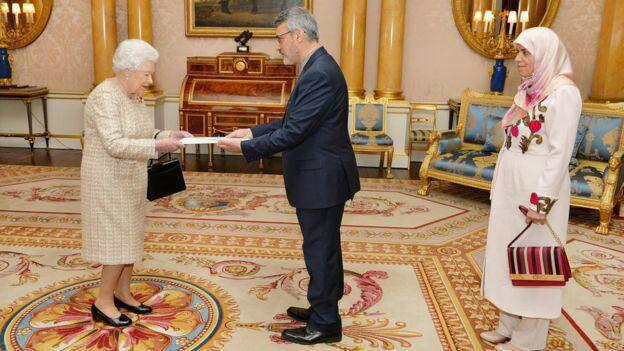 Iran ambassador presents credentials to Queen Elizabeth II