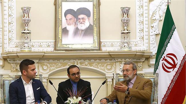 Larijani: Dialogue is key to regional stability, peace