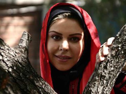 Iranian actress says Islamic prayers in church!