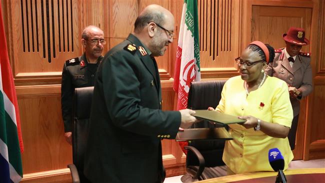 Iran, South Africa sign MoU to boost defense, military ties