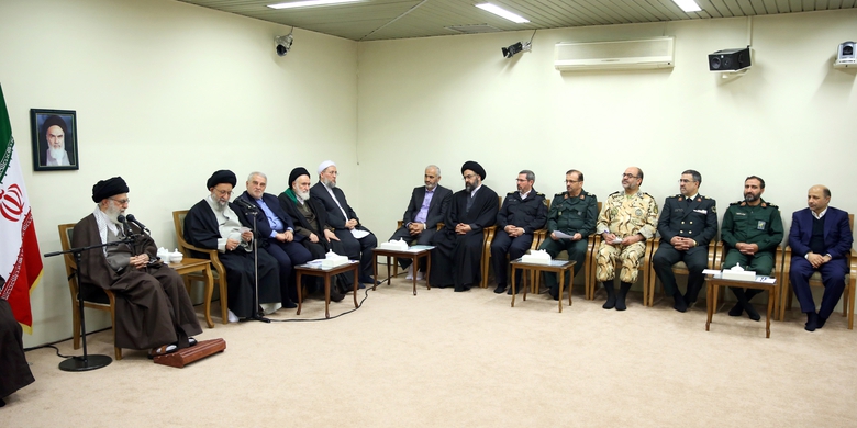Leader calls for general responsibility towards defending Islamic establishment