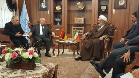 Armenian official highlights amity with Iran despite religion divide