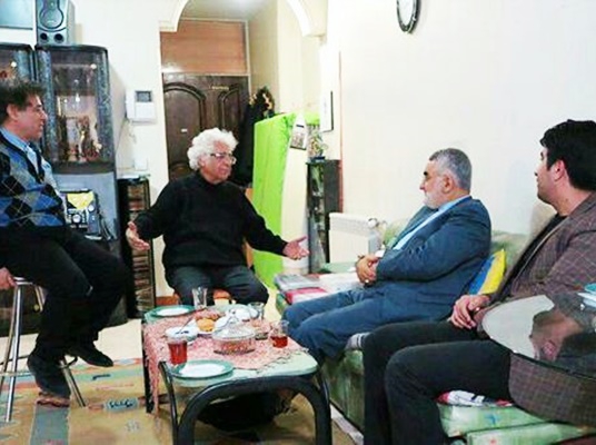 Senior Iranian MP meets prominent Christian musician ahead of New Years Eve