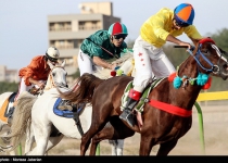 Photos: Iranian horse racing competition in Ahvaz  <img src="https://cdn.theiranproject.com/images/picture_icon.png" width="16" height="16" border="0" align="top">