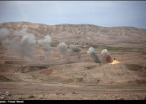 Photos: IRGC stages war game west of Iran  <img src="https://cdn.theiranproject.com/images/picture_icon.png" width="16" height="16" border="0" align="top">