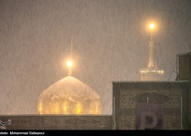 Photos: Mashhad under snow  <img src="https://cdn.theiranproject.com/images/picture_icon.png" width="16" height="16" border="0" align="top">