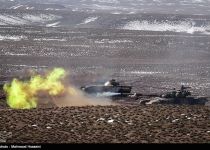 Photos: IRGC war game enters final stage  <img src="https://cdn.theiranproject.com/images/picture_icon.png" width="16" height="16" border="0" align="top">