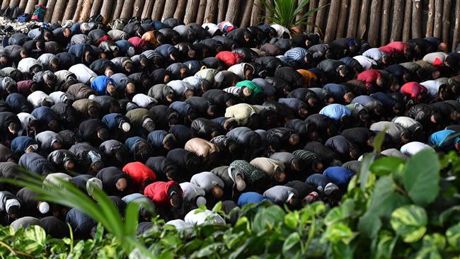 German school bans Muslim pupils from publicly praying