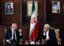 Photos: Zarif meets with French finance min.  <img src="https://cdn.theiranproject.com/images/picture_icon.png" width="16" height="16" border="0" align="top">