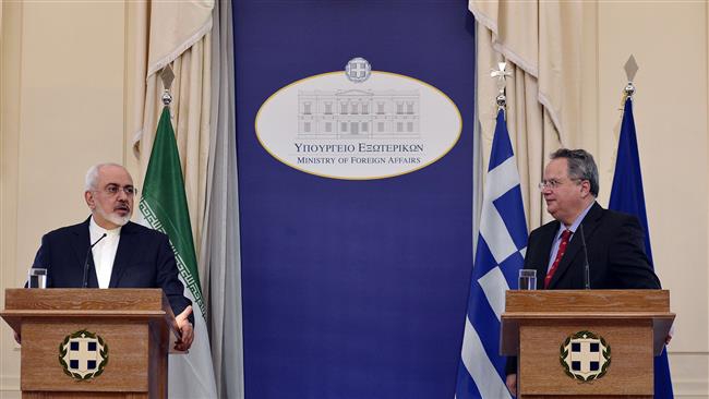 Iranian, Greek FMs review expansion of ties