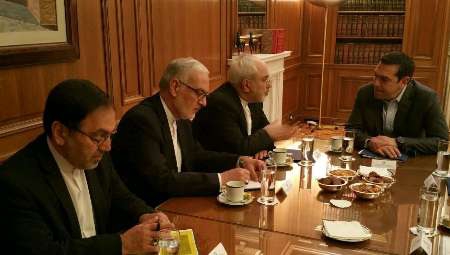 FM Zarif meets Greek PM