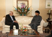Iranian FM meets with Pakistani interior min.