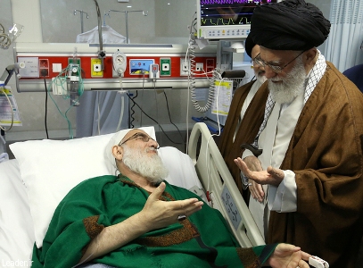 Supreme Leader visits Ayatollah Shahroudi in hospital
