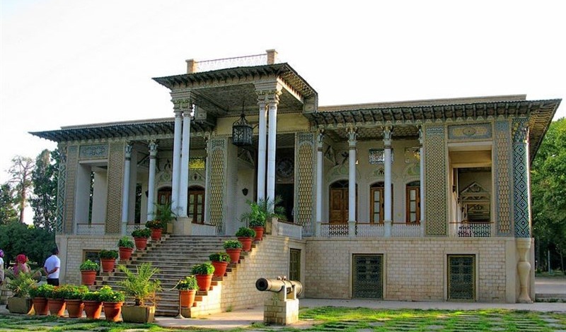 Afif-Abad Garden: A Beautiful historical garden in Iran
