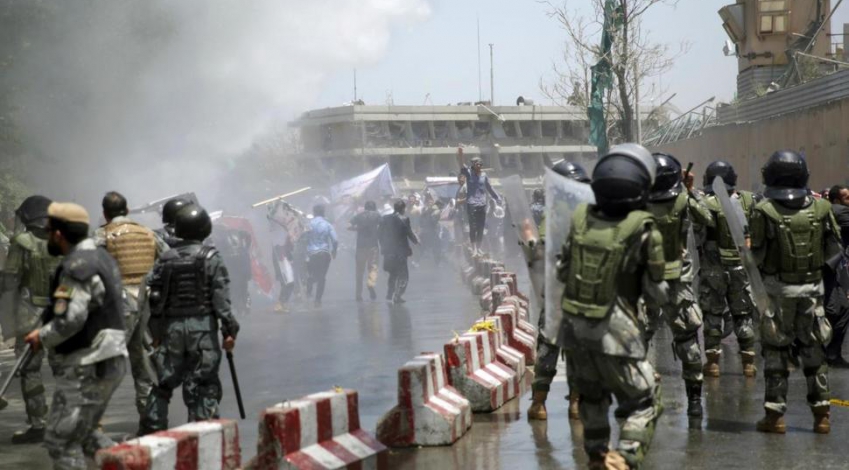 Explosion rocks funeral in Kabul