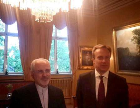 Zarif hold talks with Norwegian counterpart in Oslo
