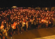 Hundreds attend Charlottesville vigil as outrage over Trumps remarks continues