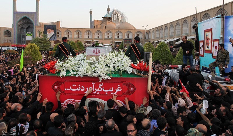 Iconic martyr Hojaji laid to rest in central Iran