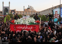 Iconic martyr Hojaji laid to rest in central Iran