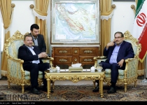 Photos: Iran SNSC secretary meets senior Hamas official  <img src="https://cdn.theiranproject.com/images/picture_icon.png" width="16" height="16" border="0" align="top">