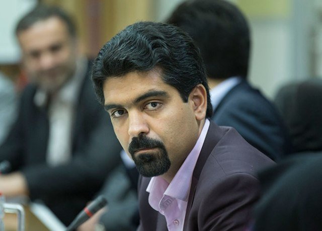Iranian conservative denounces disqualification of Zoroastrian councillor