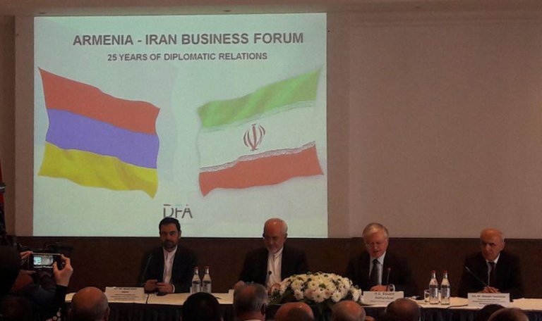Iran FM: No hindrance to developing Tehran-Yerevan ties