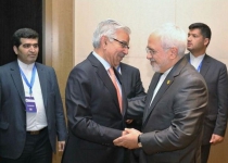 Iranian, Pakistani FMs meet in Baku