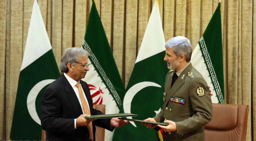 Minister: Iran, Pakistan to expand defense, scientific, technological cooperation