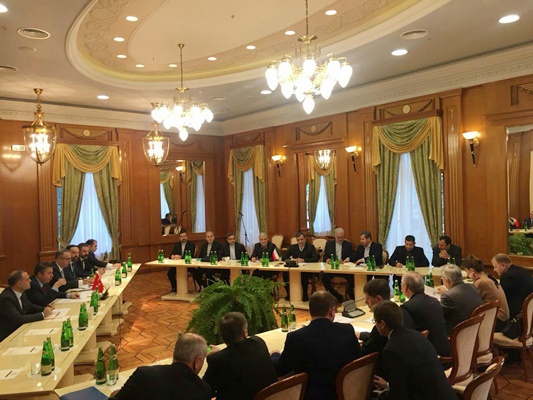 Iran, Russia discuss Syria peace process in Sochi