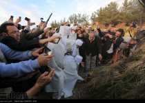 Iranian Zoroastrians hold Sadeh festivities