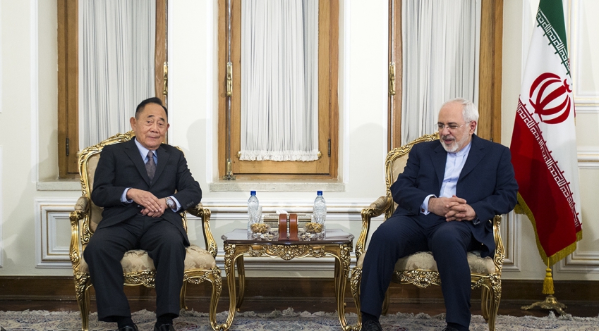 Zarif receives Philippine pres. envoy in Tehran