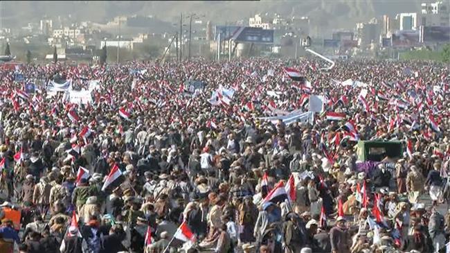 Huge crowd rallies in Sana