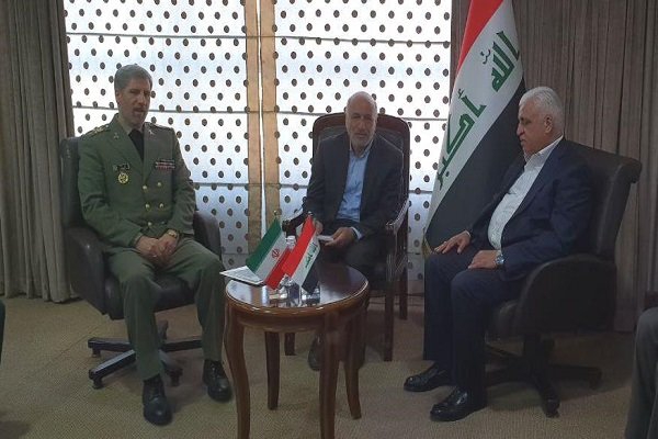 Defense min. express pride at Iran support for Iraq in war against terrorists