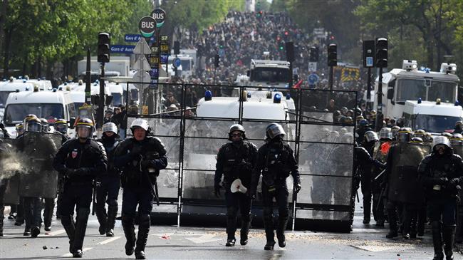 Iran slams Paris police attack on IRIB crew, urges France to protect media activities