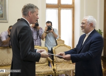 Photos: Irans FM Zarif meetings on Sunday  <img src="https://cdn.theiranproject.com/images/picture_icon.png" width="16" height="16" border="0" align="top">