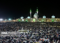Photos: Iranian Muslims attend religious ceremonies to mark Laylat Al-Qadr  <img src="https://cdn.theiranproject.com/images/picture_icon.png" width="16" height="16" border="0" align="top">