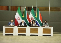 Iran FM Zarif confers with South African counterpart