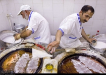 Photos: Reshte-Khoshkar: A greasy cookie indigenous to Northern Iran  <img src="https://cdn.theiranproject.com/images/picture_icon.png" width="16" height="16" border="0" align="top">