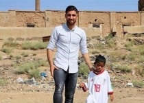 Iranian boy who had football players name tagged on his shirt meets his idol