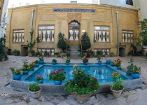 Photos: Persian architecture; house of Ayatollah Modarres  <img src="https://cdn.theiranproject.com/images/picture_icon.png" width="16" height="16" border="0" align="top">