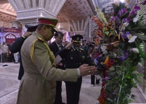 Iraqi commander pays tribute to Imam Khomeini