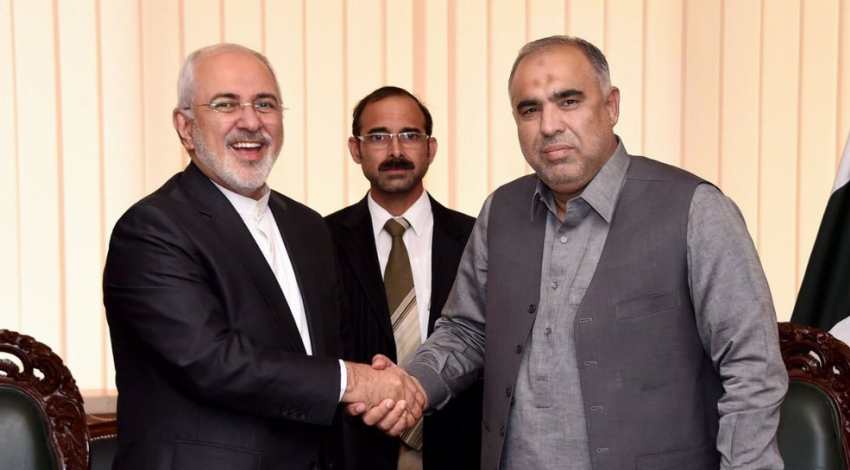 Iran FM, top Pakistani lawmaker discuss bilateral ties