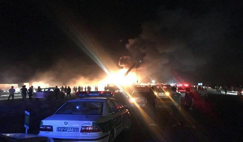 Bus crash in Iran kills 21